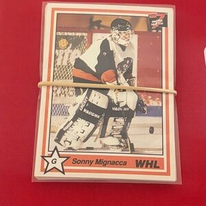 Medicine Hat Tigers Hockey Trading Card Bundle
